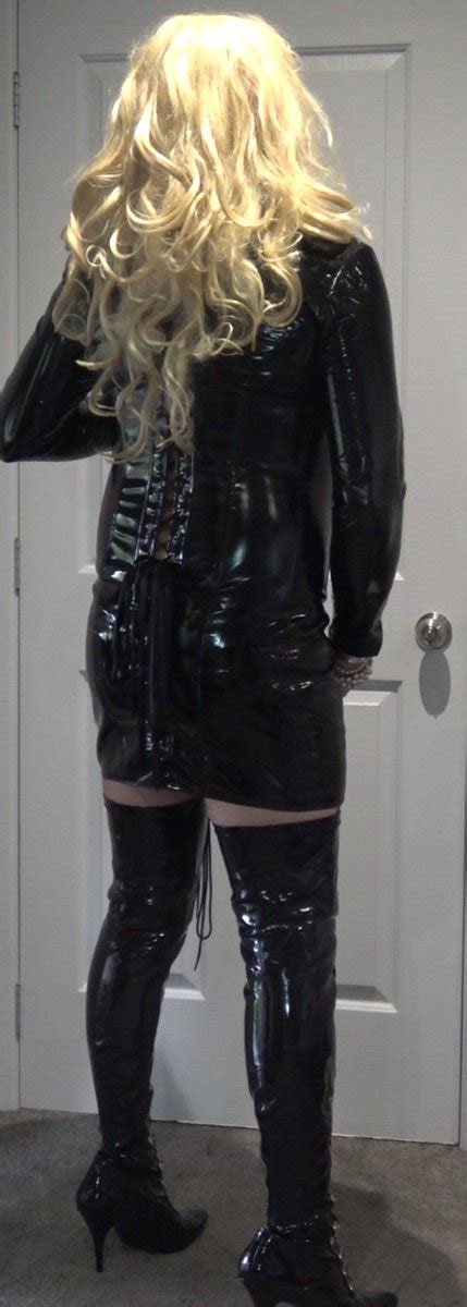 Mistresss Slut 👠💄 On Twitter Shiny And Black Two Of My Favourite