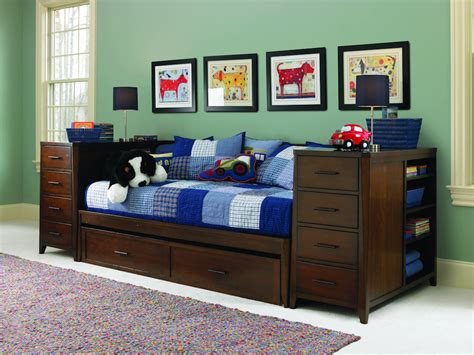 You can choose one that is suitable with your boy's favorite theme. Daybeds with Storage that Provide Both Functional and ...