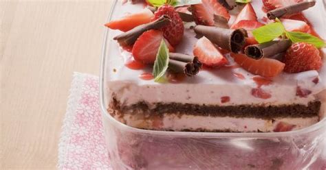 Yield about 36 whole ladyfingers. 10 Best Ladyfinger Trifle Desserts Recipes | Yummly
