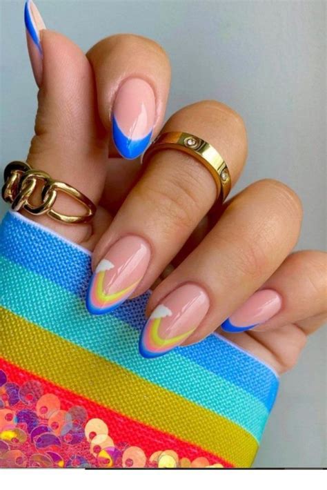 35 Cute Summer Pastel Nails With Almond Shaped Nails 2021 In 2021