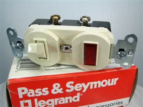 Legrand Pass And Seymour 15 Amp Combo Light Interrupteur 692 La Lt