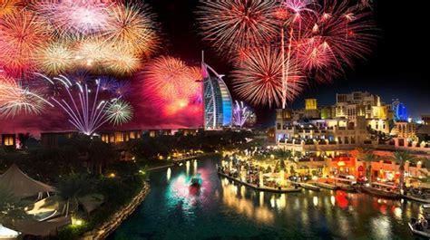 Crazy new year's eve is a 2015 chinese film directed by eva jin and pan an zi. Where To Go For 2020 New Year's Eve Fireworks in Dubai ...