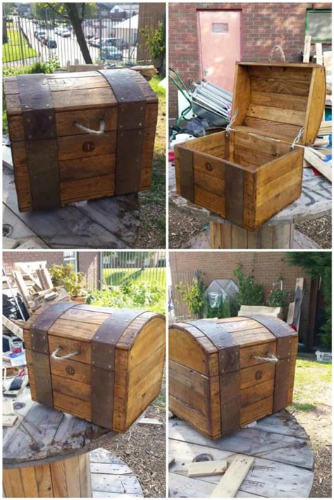 Creating a farmhouse look with diy paint. Treasure Chest Out of Repurposed Pallet Wood • 1001 Pallets