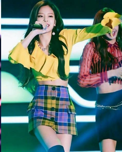 Yellowpink 제니blackpink 블랙핑크 Jennie 제니 Fever Festival 2017