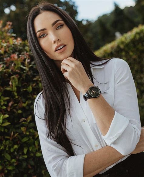 The Cw Wood Watch Jessica Actresses Celebrities Green Model Accessories Character