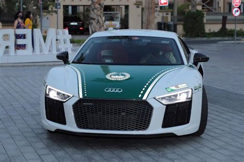 In Pictures Dubai Police Fleet Of Supercars Arabian Business