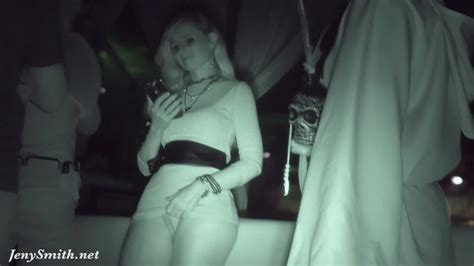 jeny smith got naked in a dark corner of a club caught