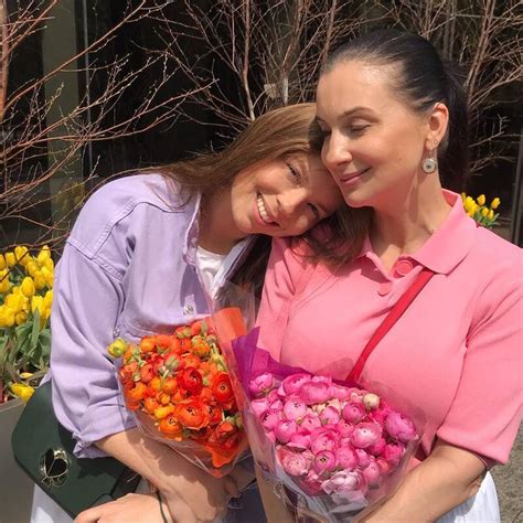 Екатерина Стриженова трогательно поздравила старшую дочь с днем рождения