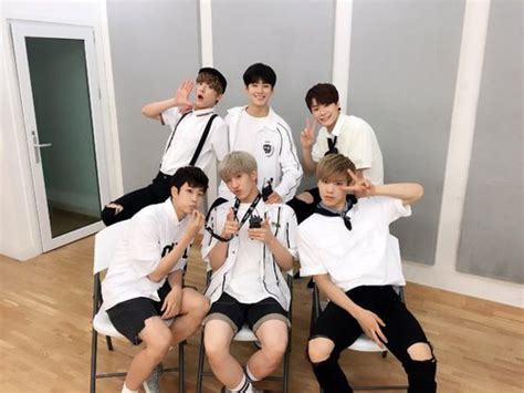 Fra wikipedia, den gratis encyklopædi. Astro - Astro (South Korean band) Photo (39776795) - Fanpop