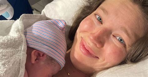 Victorias Secret Model Emily Didonato Gives Birth To First Daughter