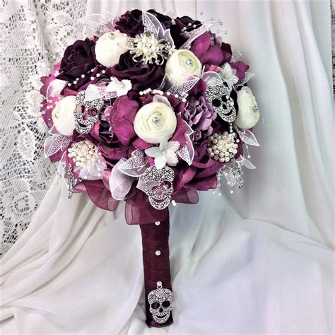 Gothic Wedding Bouquet Skull Wedding Bridal Flower Bouquet Etsy