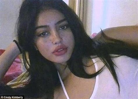 Cindy Kimberly Made Famous On Justin Biebers Instagram Becomes A Model