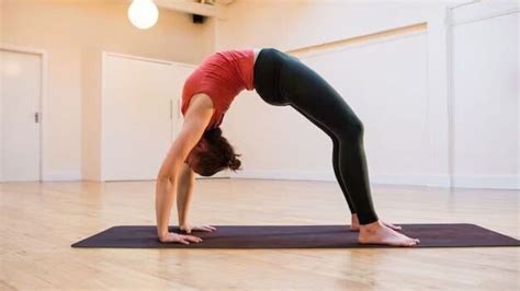 Yoga Mantra नरग आण मजबत यनसठ कर य यगसनच सरव yoga mantra these effective yoga