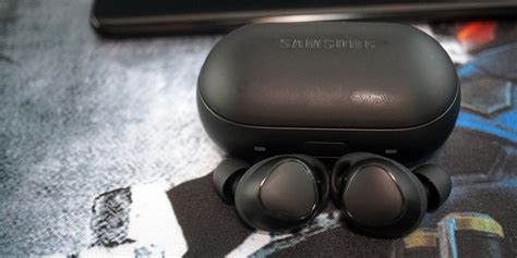 This is done through accelerometer data, not gps, but the difference when put against the fit2 pro and gear sport was very small. Samsung Gear IconX 2018 review: The perfect compliment to ...