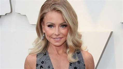 Kelly Ripa Advises Fans Not To Diy Their Haircuts While In Quarantine