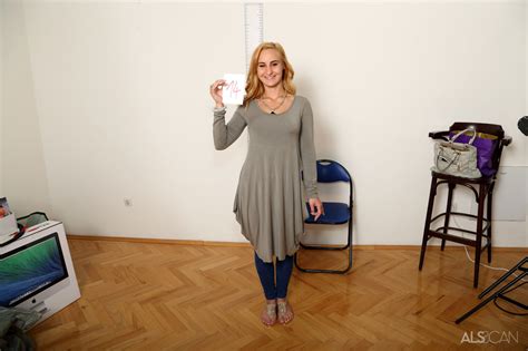 Budapest 2015 Casting With Mona Kim Nikolett Cindy Loarn Christen