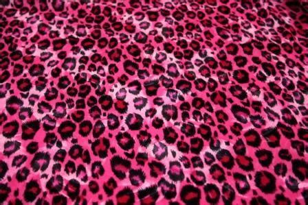 Seamless volcano leopard, ocelot or wild cat fur pattern print. Hot pink leopard print velvet | Vandella Costumes