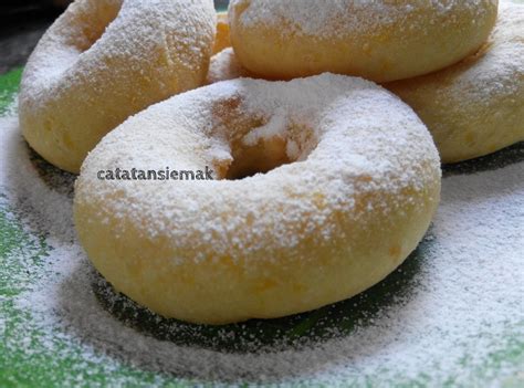 Punya sisa pisang di rumah dan bingung mau diapakan? Cara Membuat Donat Labu Kuning / Cara Untuk Menyiapkan ...