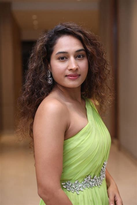 Pooja Ramachandran Latest Photos Indian Filmy Actress Hot Sex Picture
