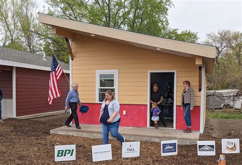 First Tiny Homes For Vets Ready In Sioux Falls • South Dakota Searchlight