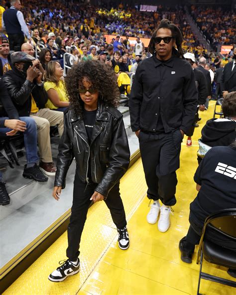 Jay Z And Blue Ivy Do Father Daughter Night At Game 5 Of The Nba Finals