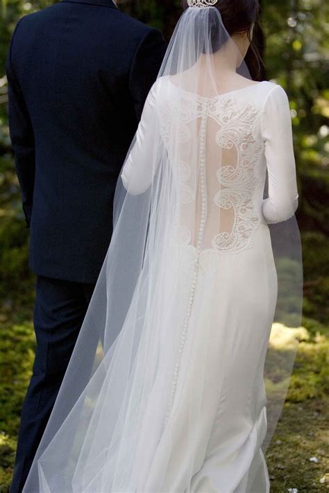 We did not find results for: Bella Swan's Twilight Wedding Dress Replica Hits Stores ...