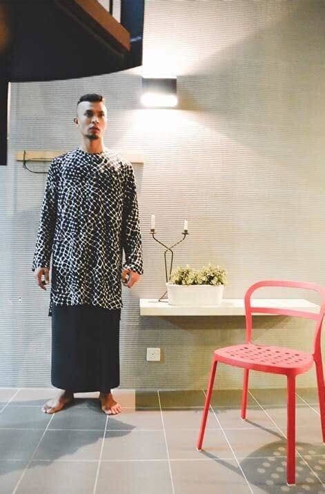 Gambar anak lelaki pelakon popular 90an viral kerana sumber : Gambar Baju Kurung Lelaki 2016 | MukaBuku Viral