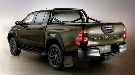 2020 Toyota Hilux Invincible Double Cab Wallpapers And Hd Images