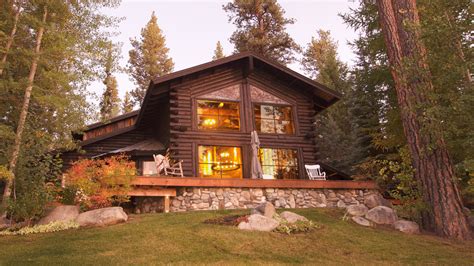 20 Log Cabins Youll Want To Spend The Night In