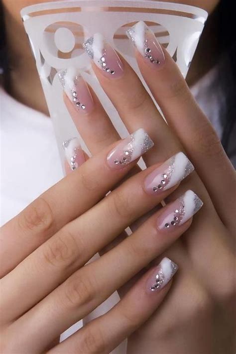 White Nails With Images Manicure Nail Designs Nail Art Wedding