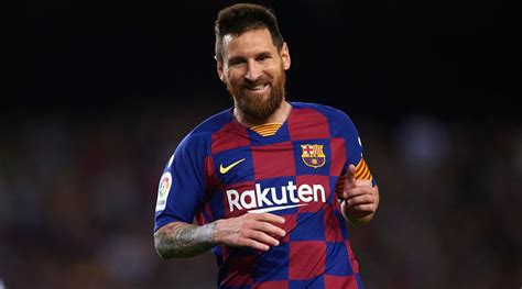 Lionel Messi Player Profile Biography Club Statistics Records And News