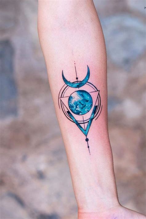 Magnetic Power Of Moon Tattoo And Its Meanings Glaminati