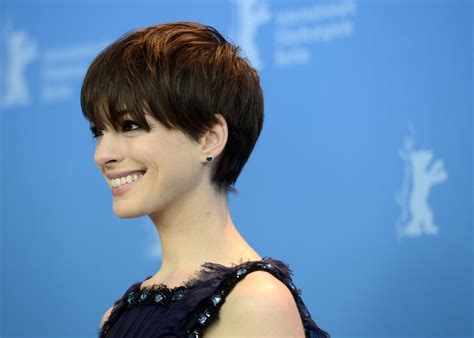 50 Of The Best Celebrity Short Haircuts For When You Need Some Pixie Inspiration Huffpost