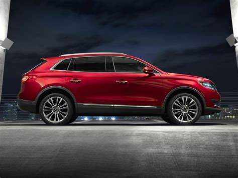 Experience the 2021 lincoln navigator, the large luxury suv designed and crafted with the comfort of the driver and passenger in mind. 2016 Lincoln MKX MPG, Price, Reviews & Photos | NewCars.com