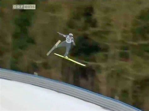 Thomas Morgenstern Crashes On Ski Jump Video Business Insider