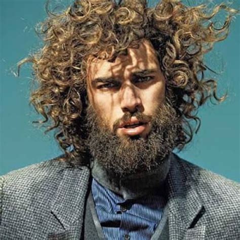 45 shaggy hairstyles for men who are easygoing and stylish
