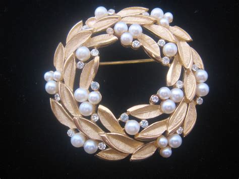 Vintage Trifari Circle Pin Brooch With Simulated Pearls And From Vintagejewelrylounge On Ruby Lane