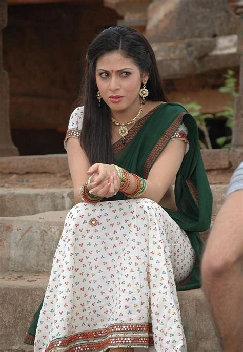 Sada Latest Cute Half Saree Hd Images No Water Mark Beautiful Indian Actress Cute Photos Movie