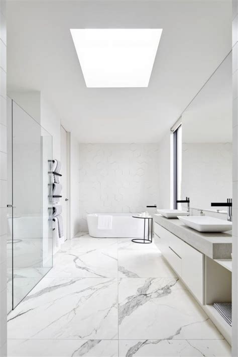 18 Sleek Modern Bathroom Designs Youll Fall In Love With