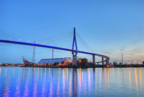 Practice with bots or log in and play with other people. Köhlbrand Bridge Hamburg - Mageba