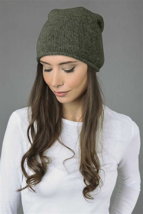 Pure Cashmere Plain Knitted Slouchy Beanie Hat In Army Green Italy In