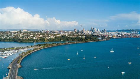 Auckland City Sights And Bay Of Islands Combo Greatsights