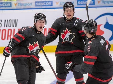 World Juniors Canada Shuts Down Finland To Advance To The Gold Medal