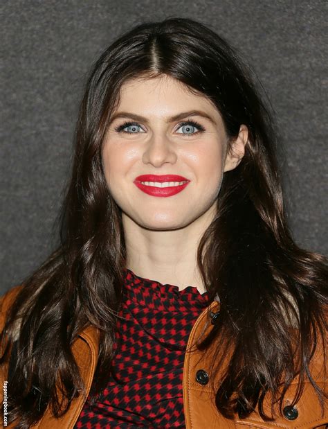 Alexandra Daddario Nude The Fappening Photo 2444843 Fappeningbook