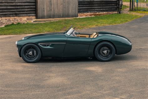 Austin Healey 100 By Caton Quand Les Anglais Se Mettent Au Restomod