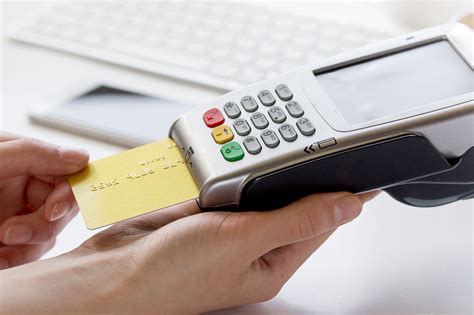 What makes up a Good Credit Card Reader? — FD Merchant