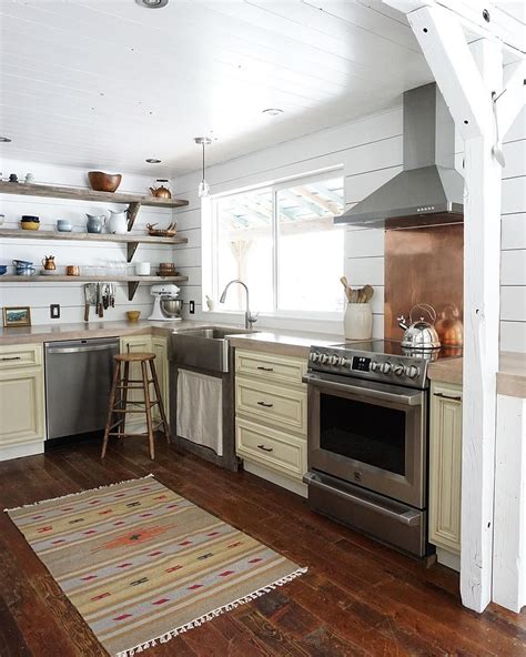 Absolutely absolutely absolutely love ️ (With images) | Kitchen decor, Kitchen design, Rustic ...