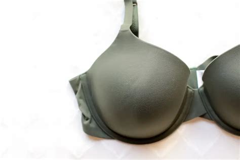 Best Bra For Large Sagging Breasts Review Thebetterfit