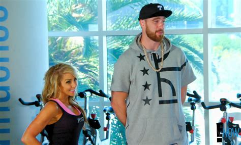 Why Does Travis Kelce Have His Own Dating Show The Ringer