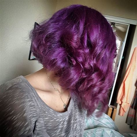 In long inverted bob hairstyles, hair at the back is shorter while long in the front. 22 Cute Inverted Bob Hairstyles - PoPular Haircuts